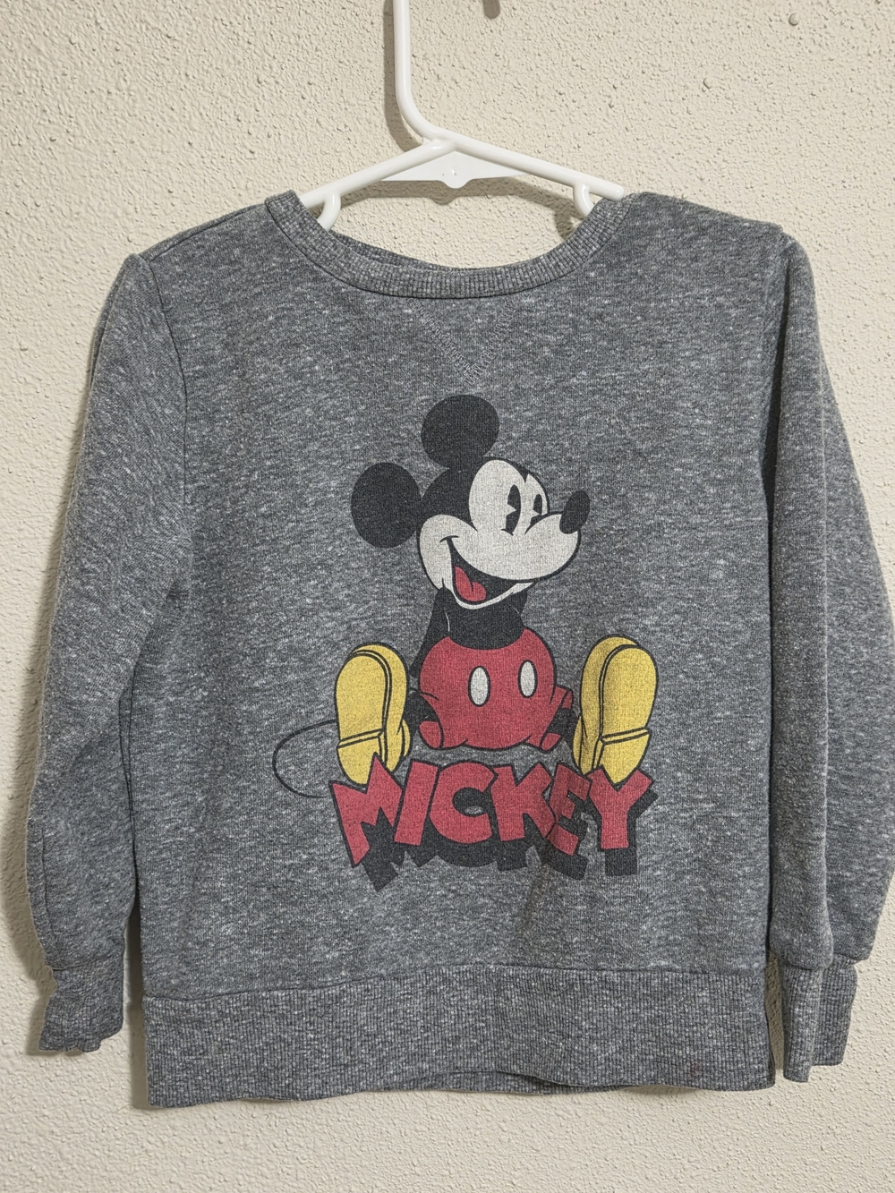 Disney Mickey Mouse Sitting Graphic Crewneck Sweatshirt Toddler 4T Gray Heather